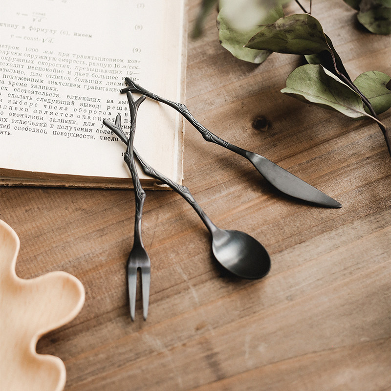 Vintage Collectible Spoons - 日本のクリエイティブなヴィンテージ枝型ステンレス鋼フルーツフォークスプーンデザートカトラリーセット写真撮影用小道具