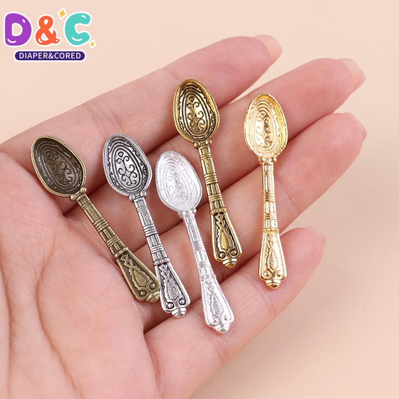 Vintage Collectible Spoons - ミニチュアの金属ナイフ,ヴィンテージ,家の装飾アクセサリー,ミニキッチン食器,人形の家の装飾,10個,1:12
