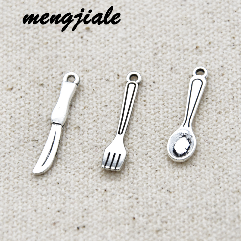 Vintage Collectible Spoons - アンティークシルバーカトラリーコレクション,30個,ペンダント,フォーク,スプーン,ナイフ,チャーム,ジュエリー作り用品