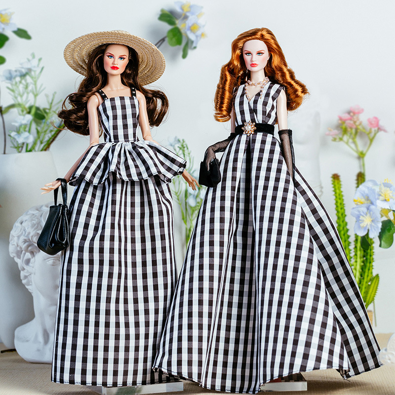 Vintage Collectible And Vintage Dolls - 32 センチメートルスーパーモデル人形服スーツヨーロッパのファッションヴィンテージ黒と白のチェック柄ドレスセットプリンセスガール DIY おもちゃコレクターギフト