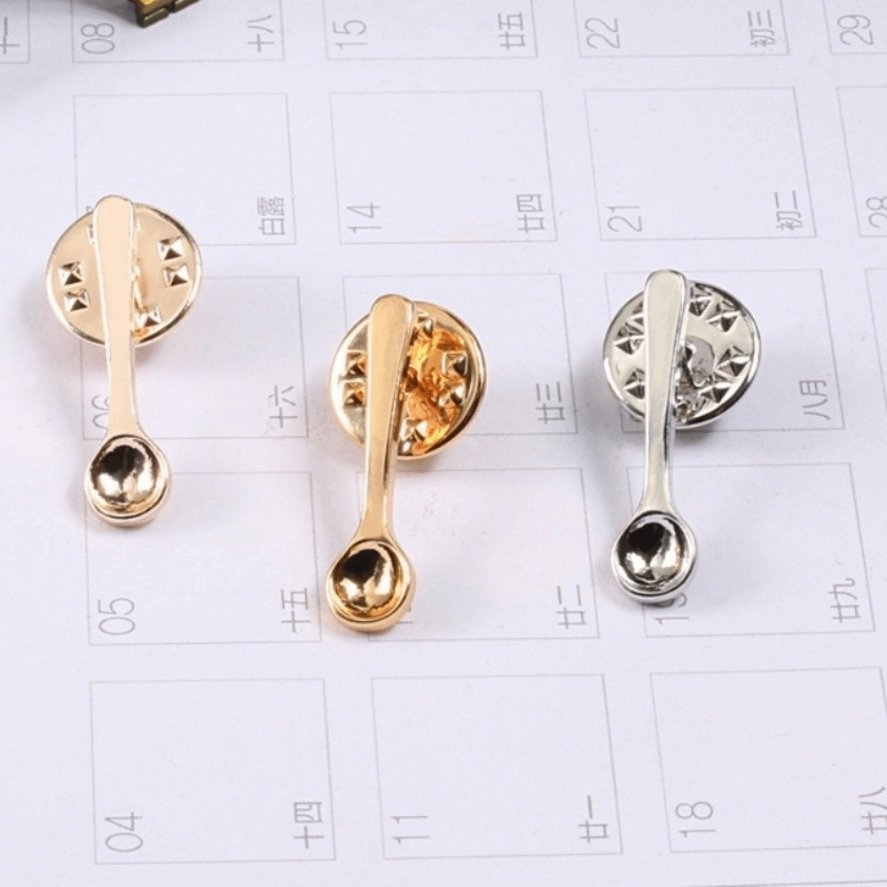 可愛いデザインのスプーンブローチ、小型でクリエイティブなメタ - Vintage Collectible Spoons のレビューと価格