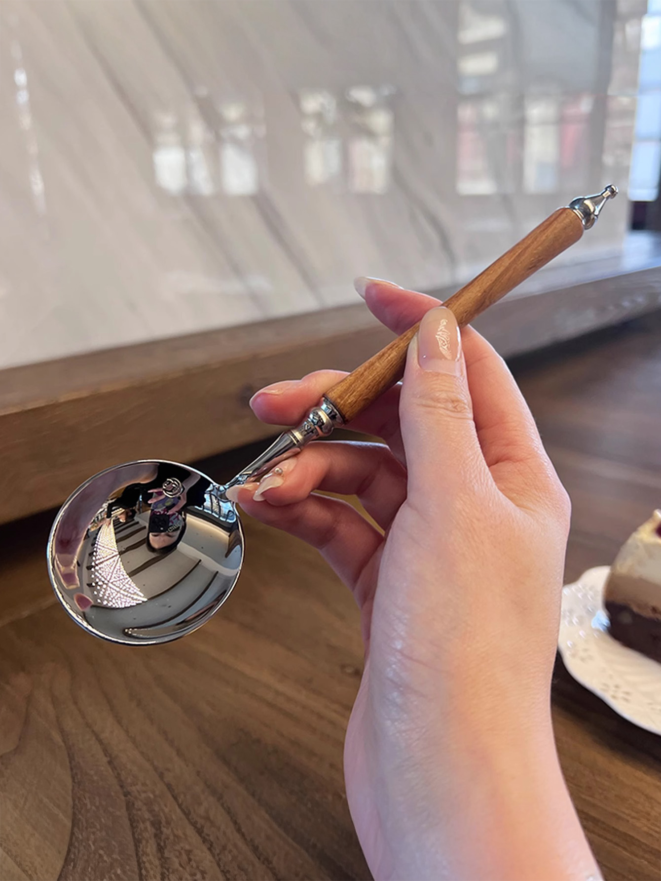 ステンレス製のスプーン、ヴィンテージ、貴族的なデザイン、スー - Vintage Collectible Spoons のレビューと価格