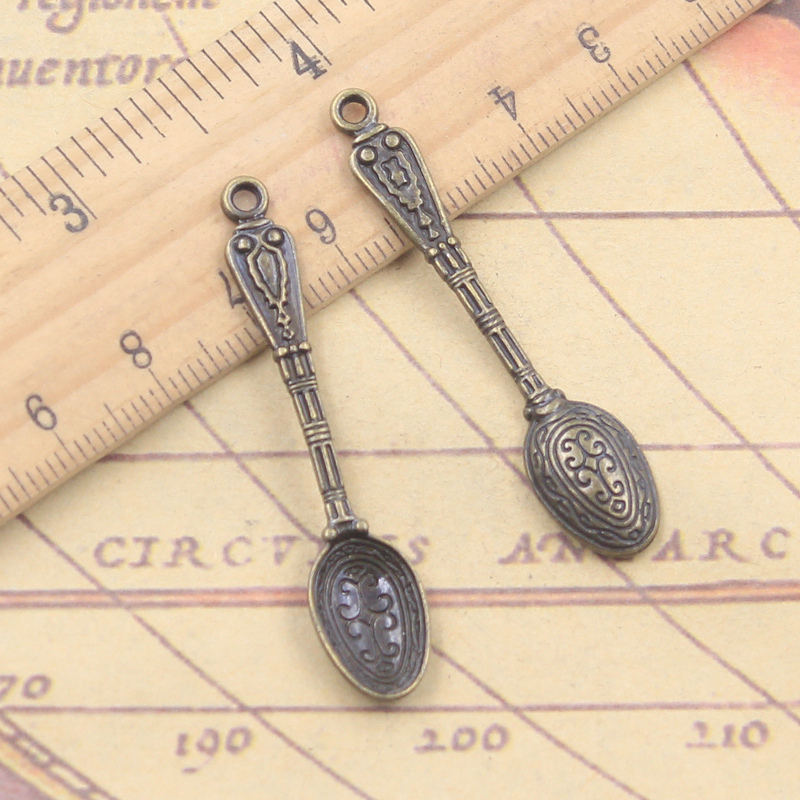 10 個チャームパターンスプーン 48 × 10 ミリメート - Vintage Collectible Spoons のレビューと価格
